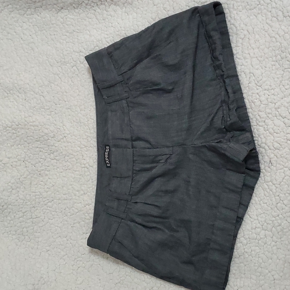 Express Shorts